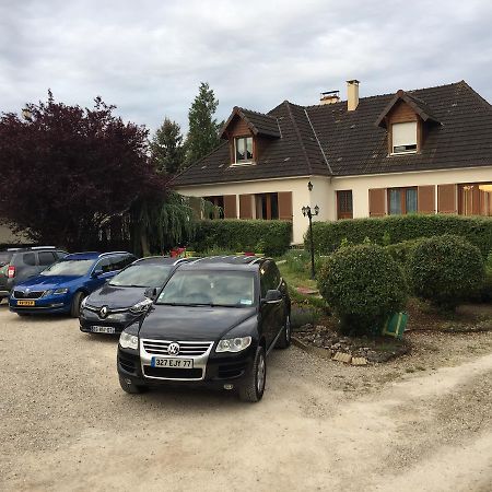 Chambres D'Hotes Du Plessis Chailles  Exteriör bild