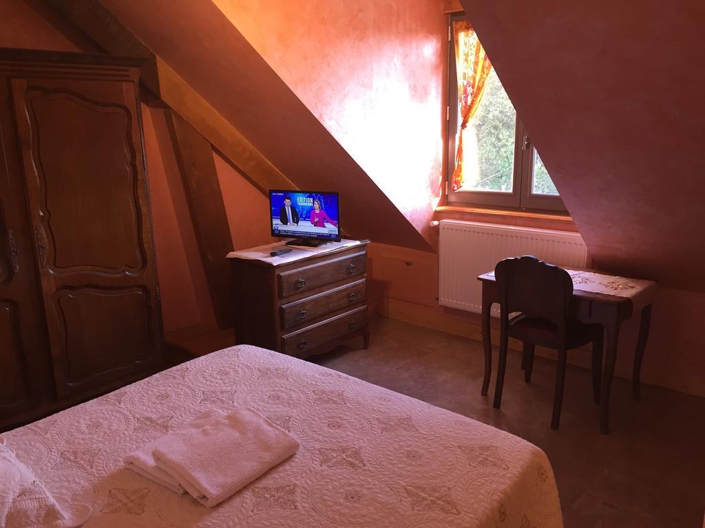 Chambres D'Hotes Du Plessis Chailles  Exteriör bild