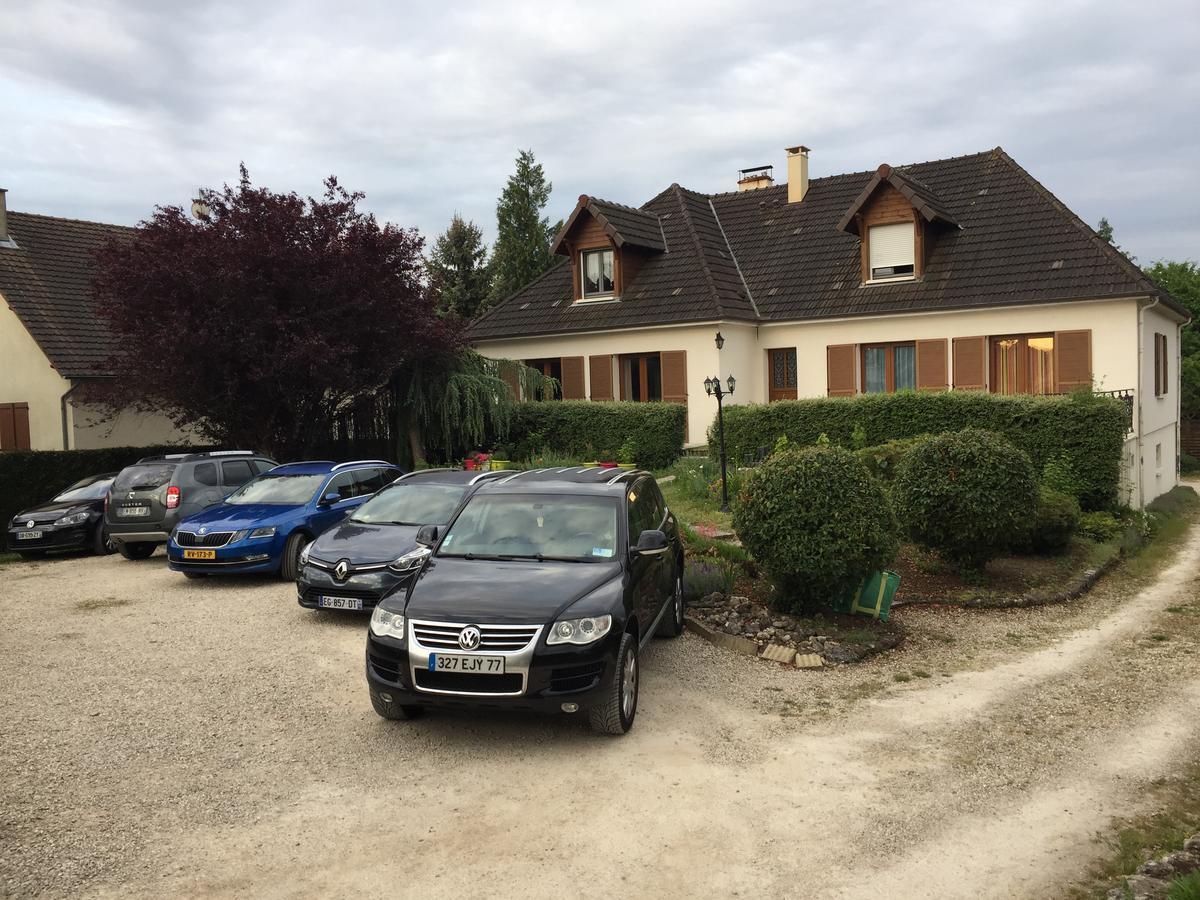 Chambres D'Hotes Du Plessis Chailles  Exteriör bild
